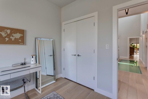 12420 103 Avenue, Edmonton, AB - Indoor Photo Showing Other Room