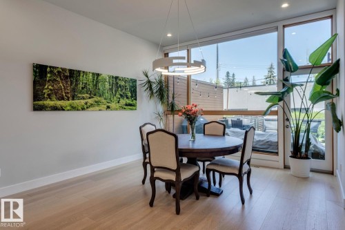12420 103 Avenue, Edmonton, AB - Indoor Photo Showing Dining Room