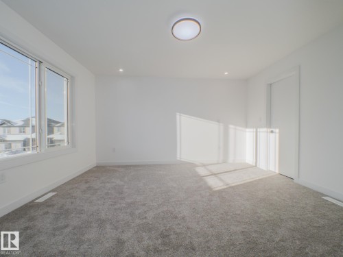 9824 106 Avenue, Morinville, AB - Indoor Photo Showing Other Room
