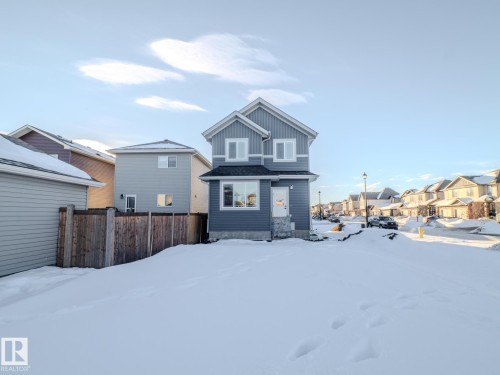 9824 106 Avenue, Morinville, AB - Outdoor