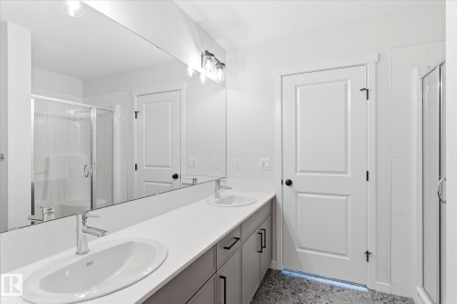 346 172 Avenue, Edmonton, AB - Indoor Photo Showing Bathroom