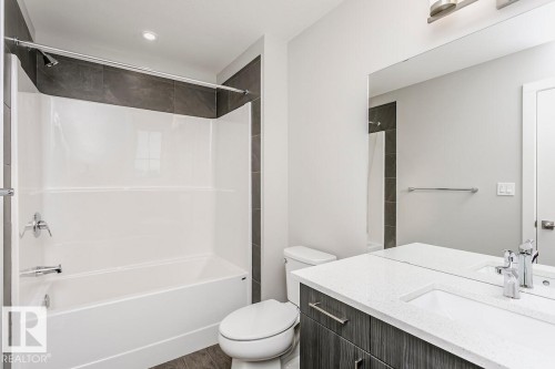 324 173 Avenue, Edmonton, AB - Indoor Photo Showing Bathroom