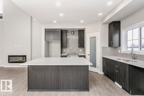 324 173 Avenue, Edmonton, AB - Indoor Photo Showing Kitchen With Upgraded Kitchen