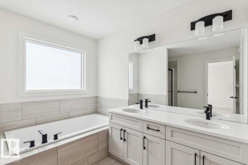 41 Gable Common, Spruce Grove, AB - Indoor Photo Showing Bathroom