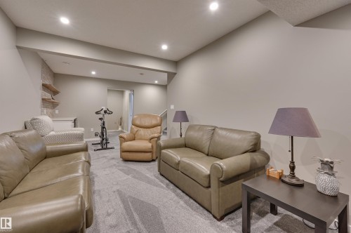 5158 Lark Crescent, Edmonton, AB - Indoor