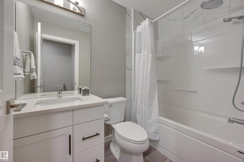 5158 Lark Crescent, Edmonton, AB 