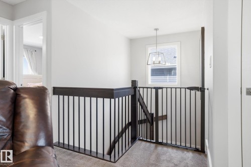 1815 Tanager Close, Edmonton, AB - Indoor Photo Showing Other Room