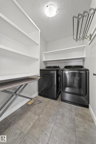 1234 Daniels Crescent, Edmonton, AB - Indoor Photo Showing Laundry Room