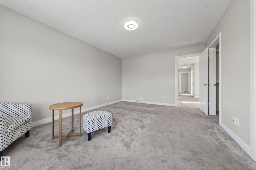 1234 Daniels Crescent, Edmonton, AB - Indoor Photo Showing Other Room