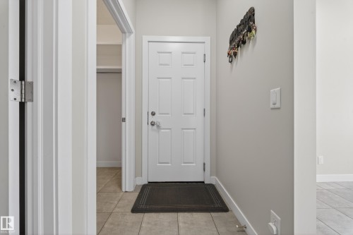 1234 Daniels Crescent, Edmonton, AB - Indoor Photo Showing Other Room