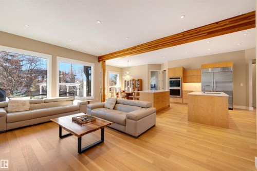 8408 118 Street, Edmonton, AB - Indoor Photo Showing Living Room