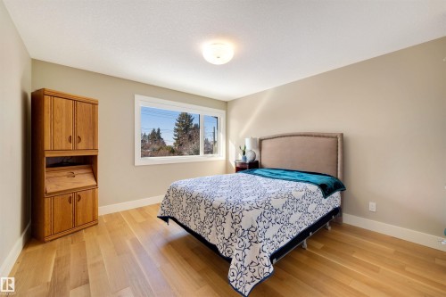 8408 118 Street, Edmonton, AB - Indoor Photo Showing Bedroom
