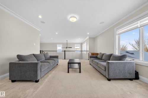 3 Shorewood Crescent, Leduc, AB - Indoor Photo Showing Living Room