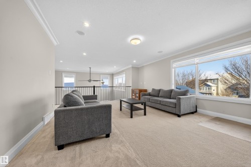 3 Shorewood Crescent, Leduc, AB - Indoor Photo Showing Living Room