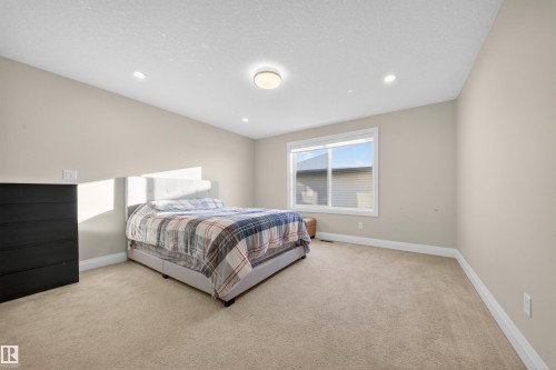 3 Shorewood Crescent, Leduc, AB - Indoor Photo Showing Bedroom