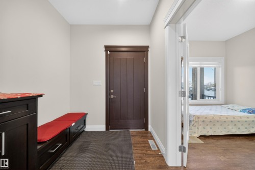 3 Shorewood Crescent, Leduc, AB - Indoor