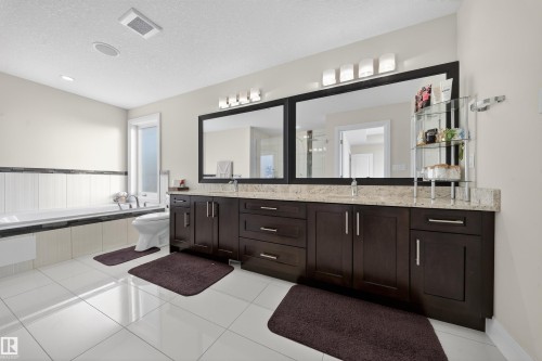 3 Shorewood Crescent, Leduc, AB - Indoor Photo Showing Bathroom