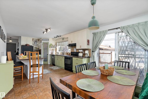 13315 96 Street, Edmonton, AB - Indoor Photo Showing Dining Room