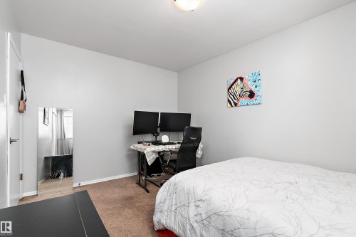 13315 96 Street, Edmonton, AB - Indoor Photo Showing Bedroom