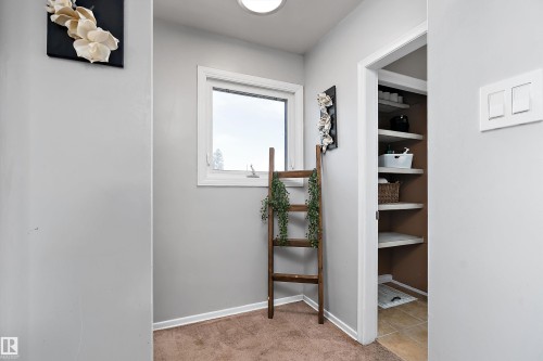 13315 96 Street, Edmonton, AB - Indoor Photo Showing Other Room