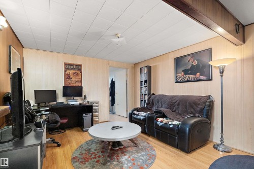 13315 96 Street, Edmonton, AB - Indoor