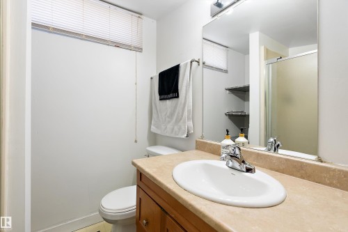 13315 96 Street, Edmonton, AB - Indoor Photo Showing Bathroom