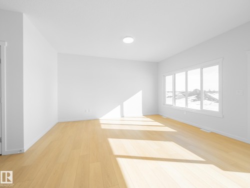6957 176A Avenue, Edmonton, AB - Indoor Photo Showing Other Room
