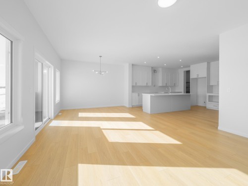 6957 176A Avenue, Edmonton, AB - Indoor Photo Showing Other Room