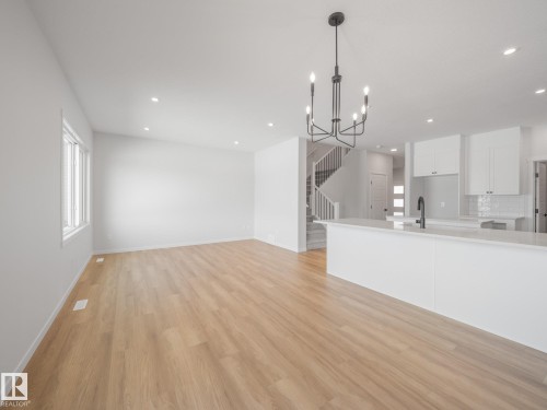2524 211 Street, Edmonton, AB - Indoor Photo Showing Kitchen