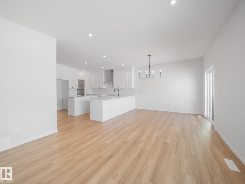 2524 211 Street, Edmonton, AB - Indoor Photo Showing Kitchen