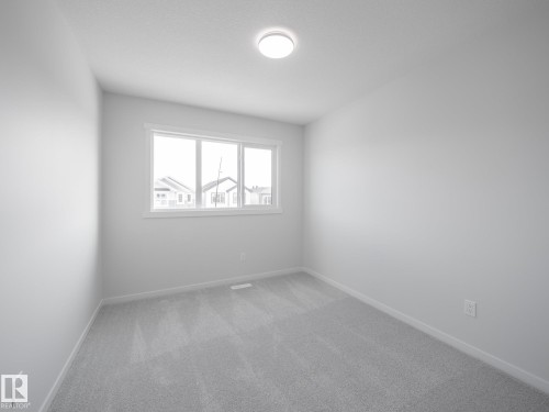 2524 211 Street, Edmonton, AB - Indoor Photo Showing Other Room
