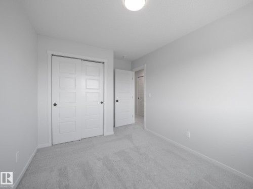 2524 211 Street, Edmonton, AB - Indoor Photo Showing Other Room
