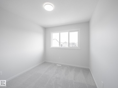 2524 211 Street, Edmonton, AB - Indoor Photo Showing Other Room