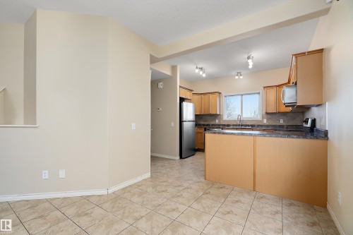 54 Birchglen Crescent, Leduc, AB - Indoor Photo Showing Kitchen