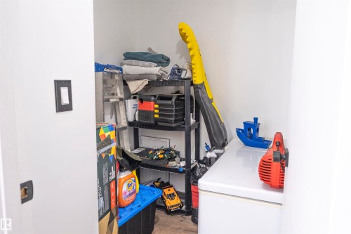 139 Lancaster Terrace, Edmonton, AB - Indoor Photo Showing Other Room