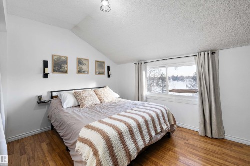 139 Lancaster Terrace, Edmonton, AB - Indoor Photo Showing Bedroom