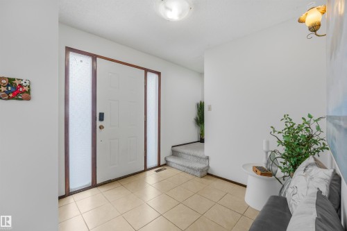 8016 73 Street, Edmonton, AB - Indoor Photo Showing Other Room