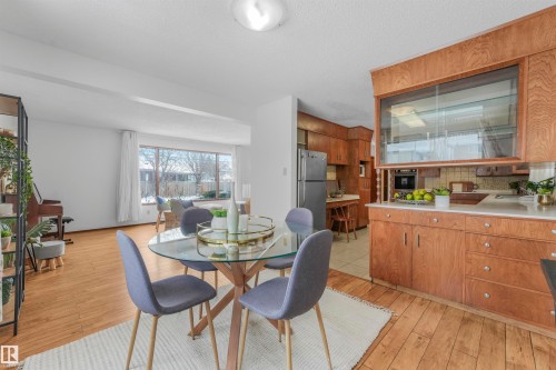 8016 73 Street, Edmonton, AB - Indoor Photo Showing Dining Room
