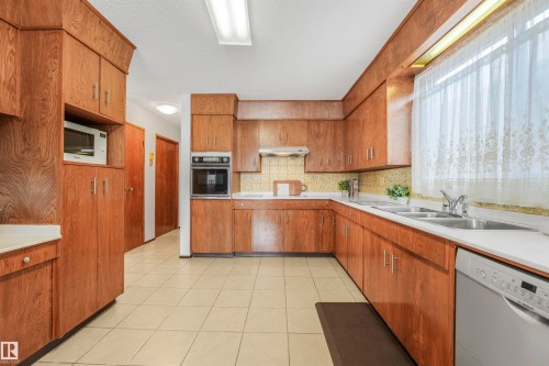 8016 73 Street, Edmonton, AB - Indoor Photo Showing Kitchen With Double Sink