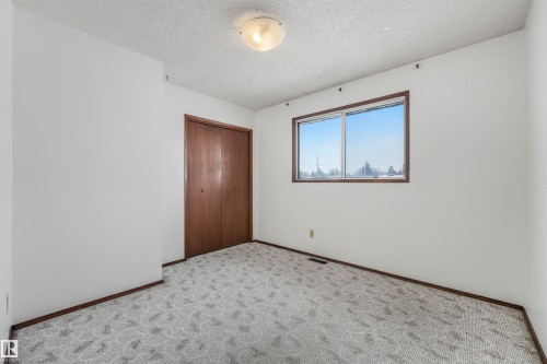 8016 73 Street, Edmonton, AB - Indoor Photo Showing Other Room