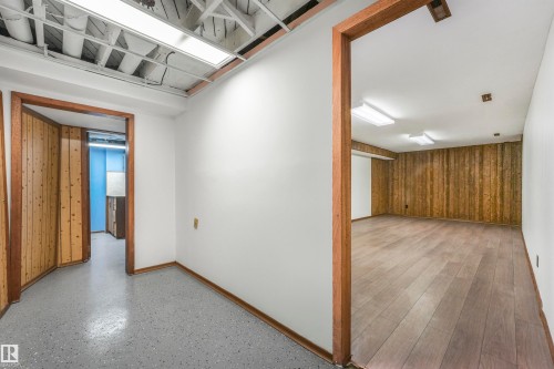 8016 73 Street, Edmonton, AB - Indoor Photo Showing Other Room