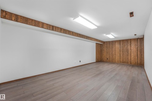 8016 73 Street, Edmonton, AB - Indoor Photo Showing Other Room