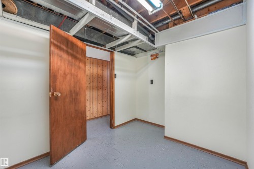 8016 73 Street, Edmonton, AB - Indoor Photo Showing Basement