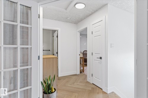 5521 Stevens Crescent, Edmonton, AB - Indoor Photo Showing Other Room