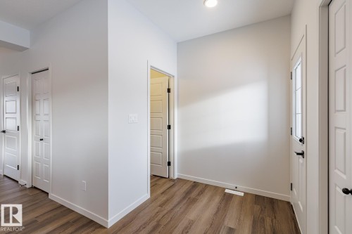 6237 175A Avenue, Edmonton, AB - Indoor Photo Showing Other Room