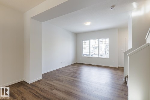 6237 175A Avenue, Edmonton, AB - Indoor Photo Showing Other Room