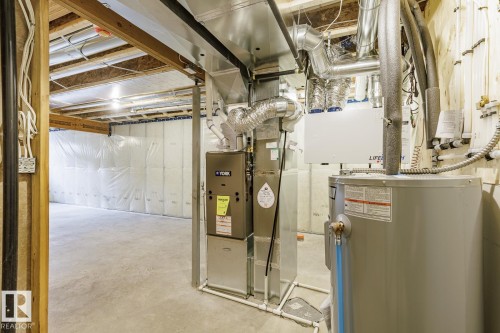 6237 175A Avenue, Edmonton, AB - Indoor Photo Showing Basement