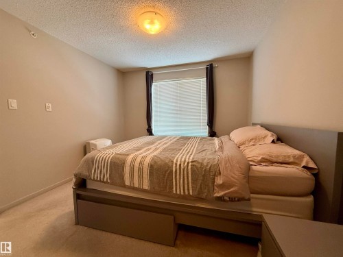 405 142 Ebbers Boulevard, Edmonton, AB - Indoor Photo Showing Bedroom