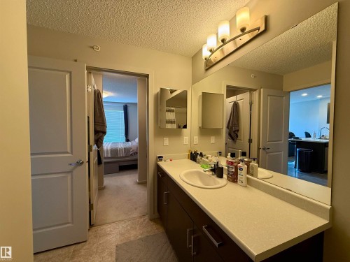 405 142 Ebbers Boulevard, Edmonton, AB - Indoor Photo Showing Bathroom