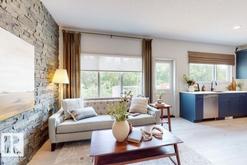8636 183 Avenue, Edmonton, AB - Indoor Photo Showing Living Room
